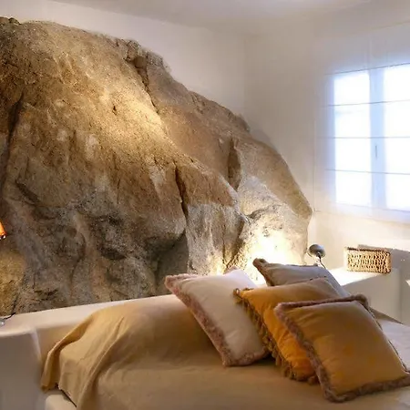 The One Mykonos Hotel 4*